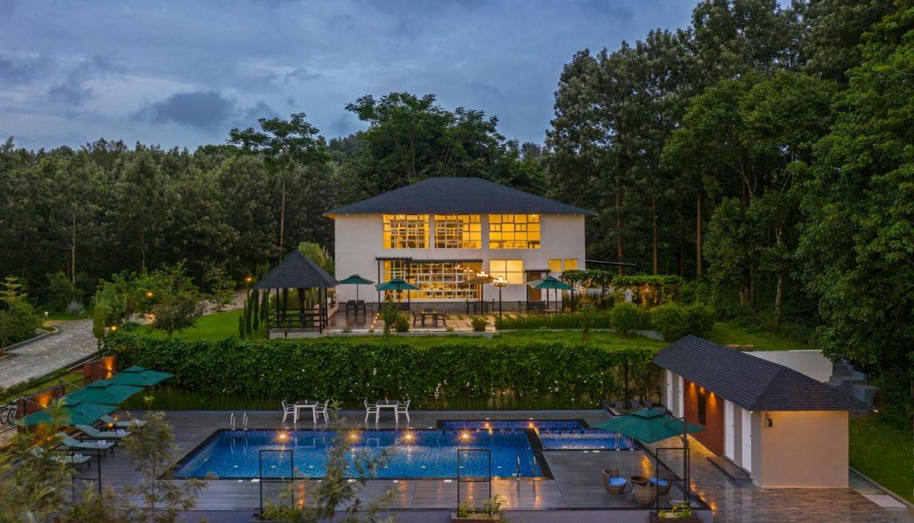 Vismita County Hotel จิกมากาลูร์ ภายนอก รูปภาพ