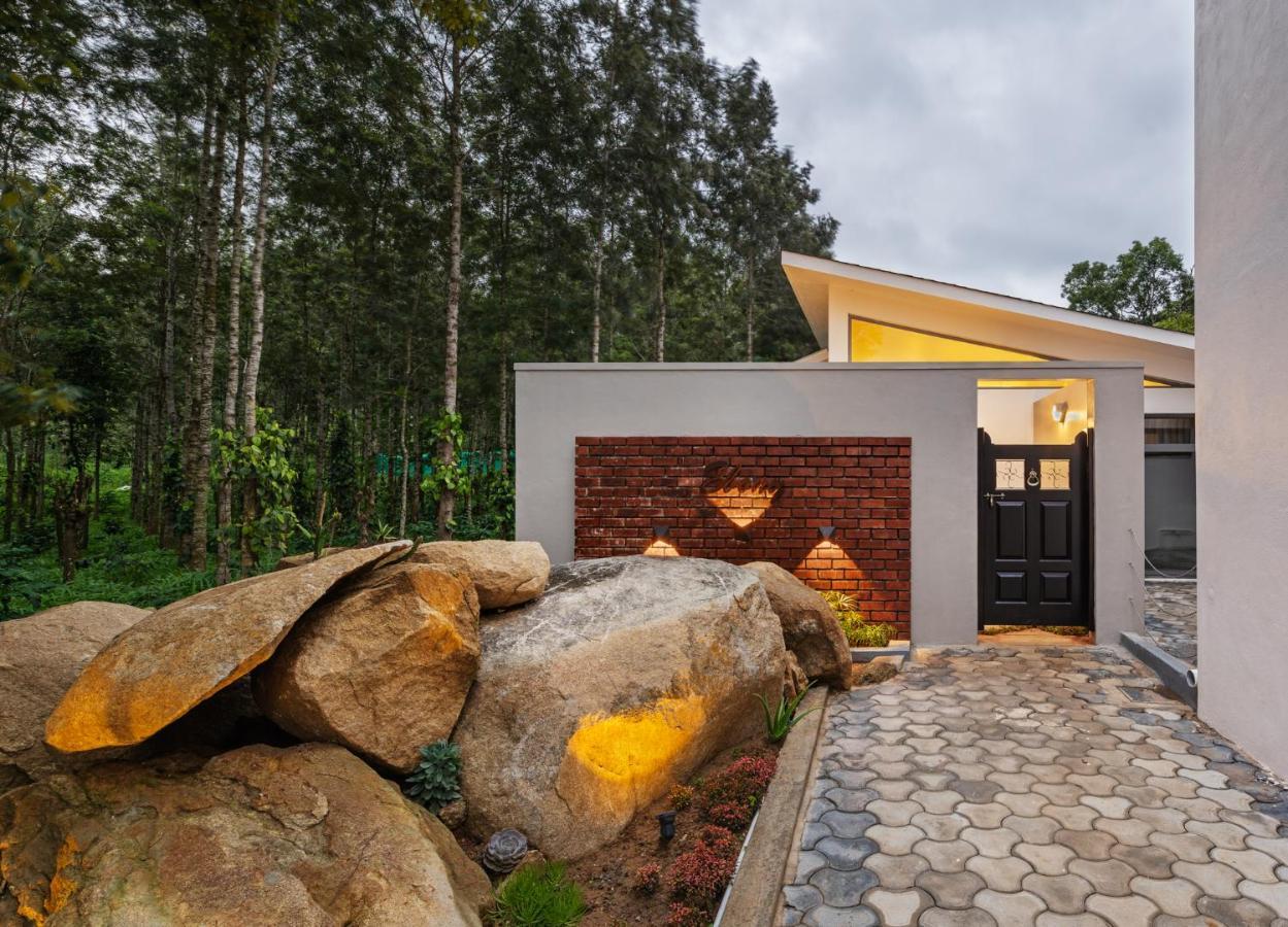 Vismita County Hotel จิกมากาลูร์ ภายนอก รูปภาพ