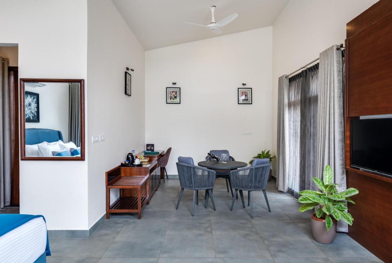Vismita County Hotel จิกมากาลูร์ ภายนอก รูปภาพ