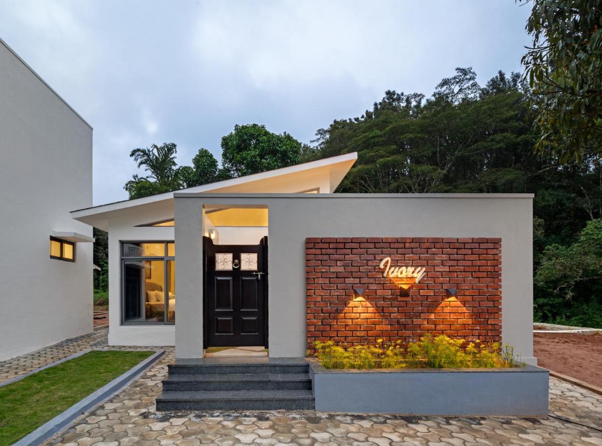 Vismita County Hotel จิกมากาลูร์ ภายนอก รูปภาพ