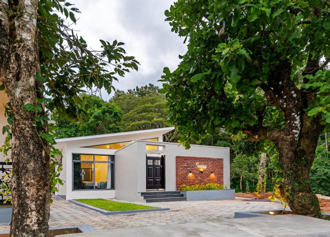 Vismita County Hotel จิกมากาลูร์ ภายนอก รูปภาพ